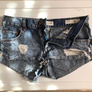 Bullhead jean shorts